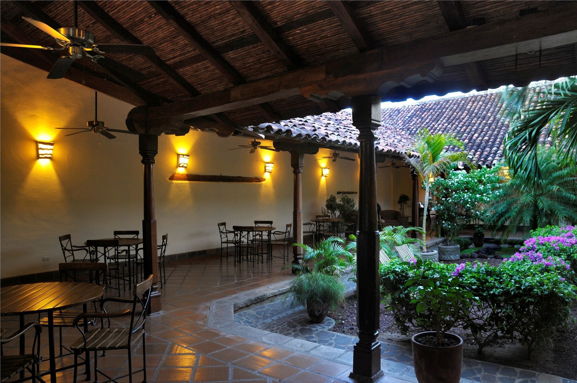 Hotel Patio Del Malinche Granada Εξωτερικό φωτογραφία
